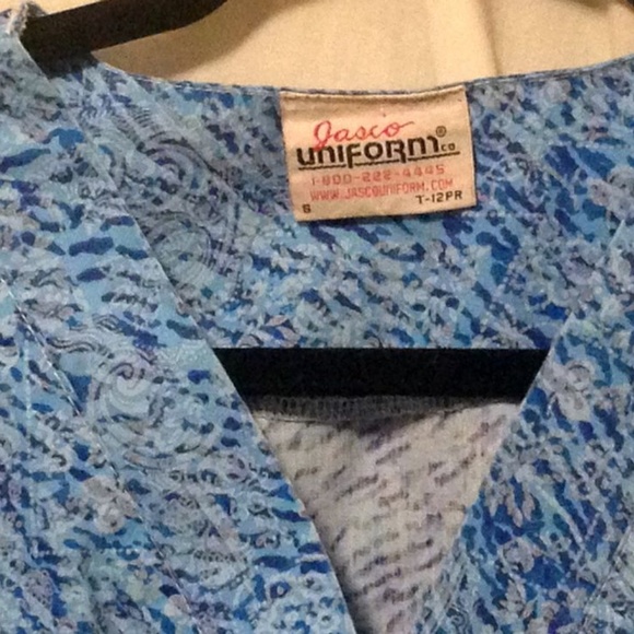 Bundle Only Item - Small Jasco Uniform scrub top. - Picture 2 of 3